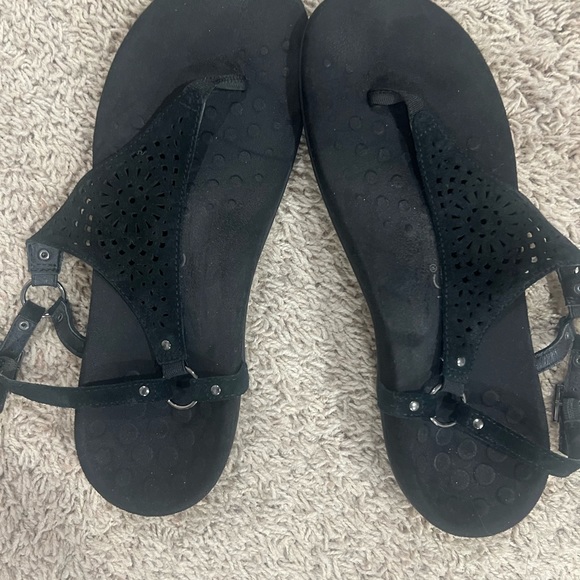 Vionic Sandals - Picture 3 of 3